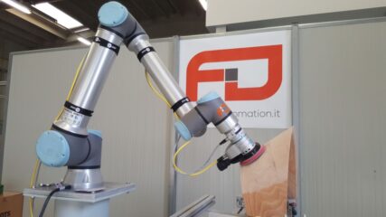 Levigatura automatizzata del legno.